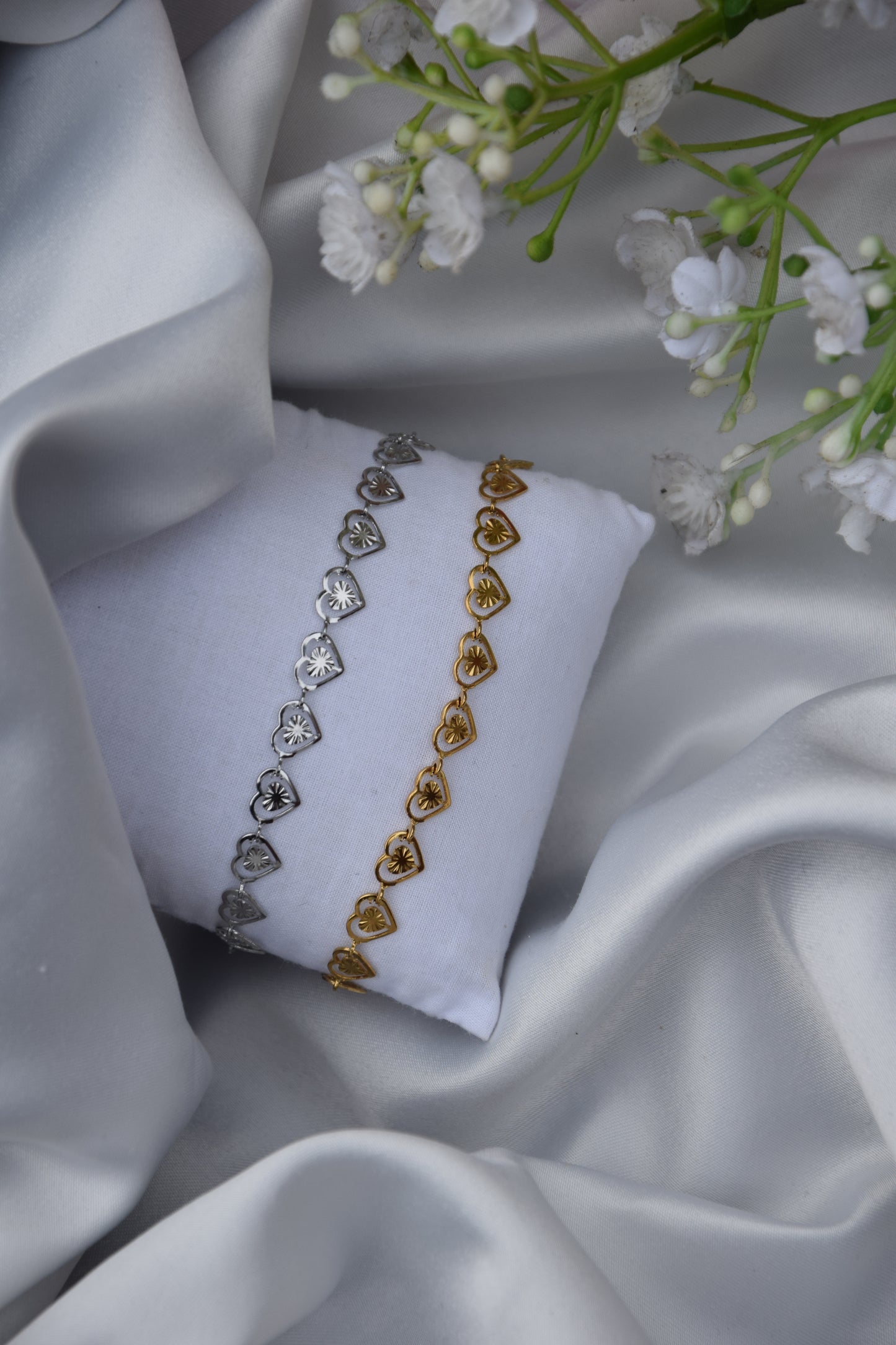 ARMBAND LOVE HEARTS
