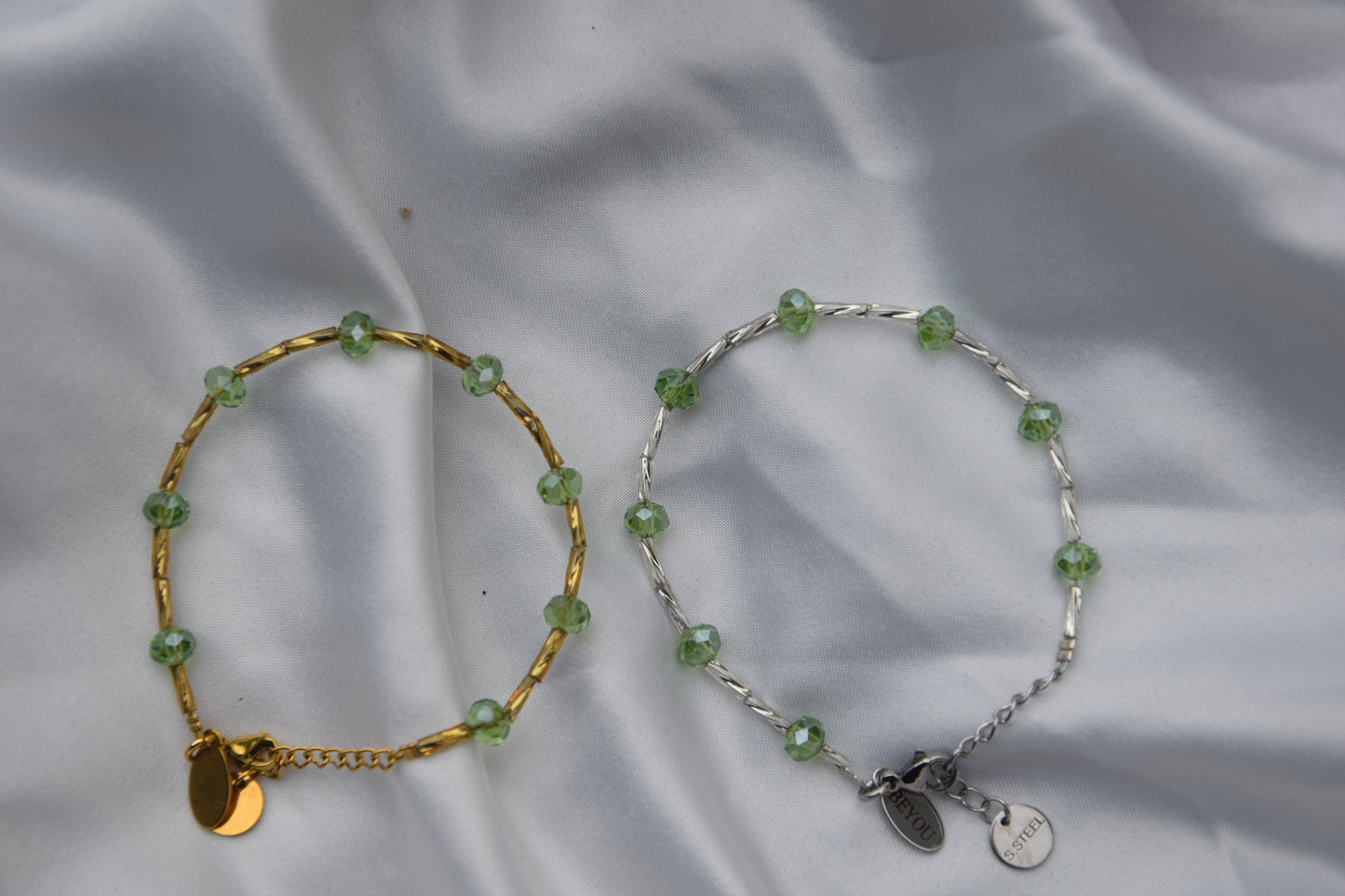 ARMBAND GREEN BEADS