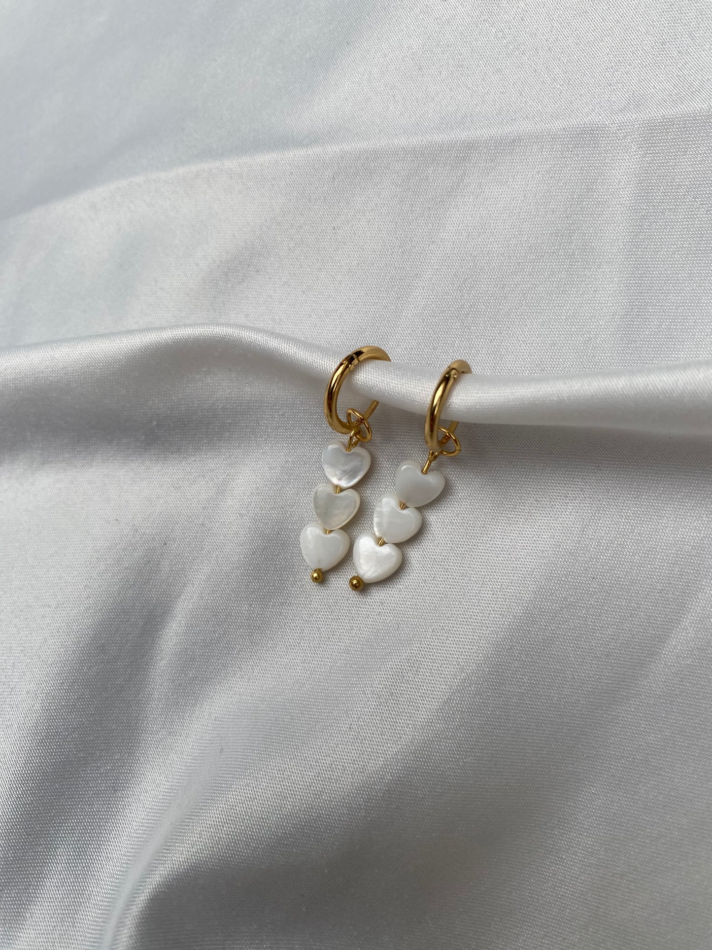 OORBELLEN WHITE HEARTS