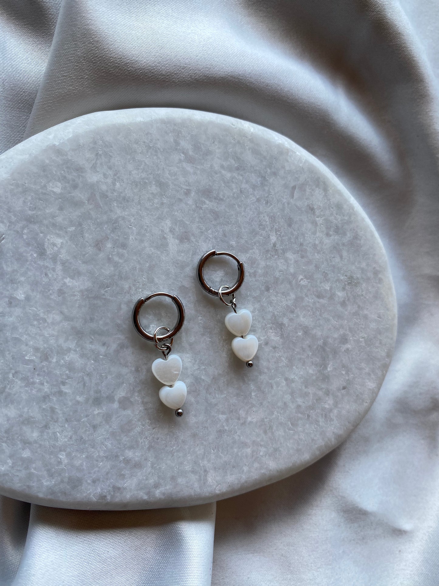 OORBELLEN WHITE HEARTS