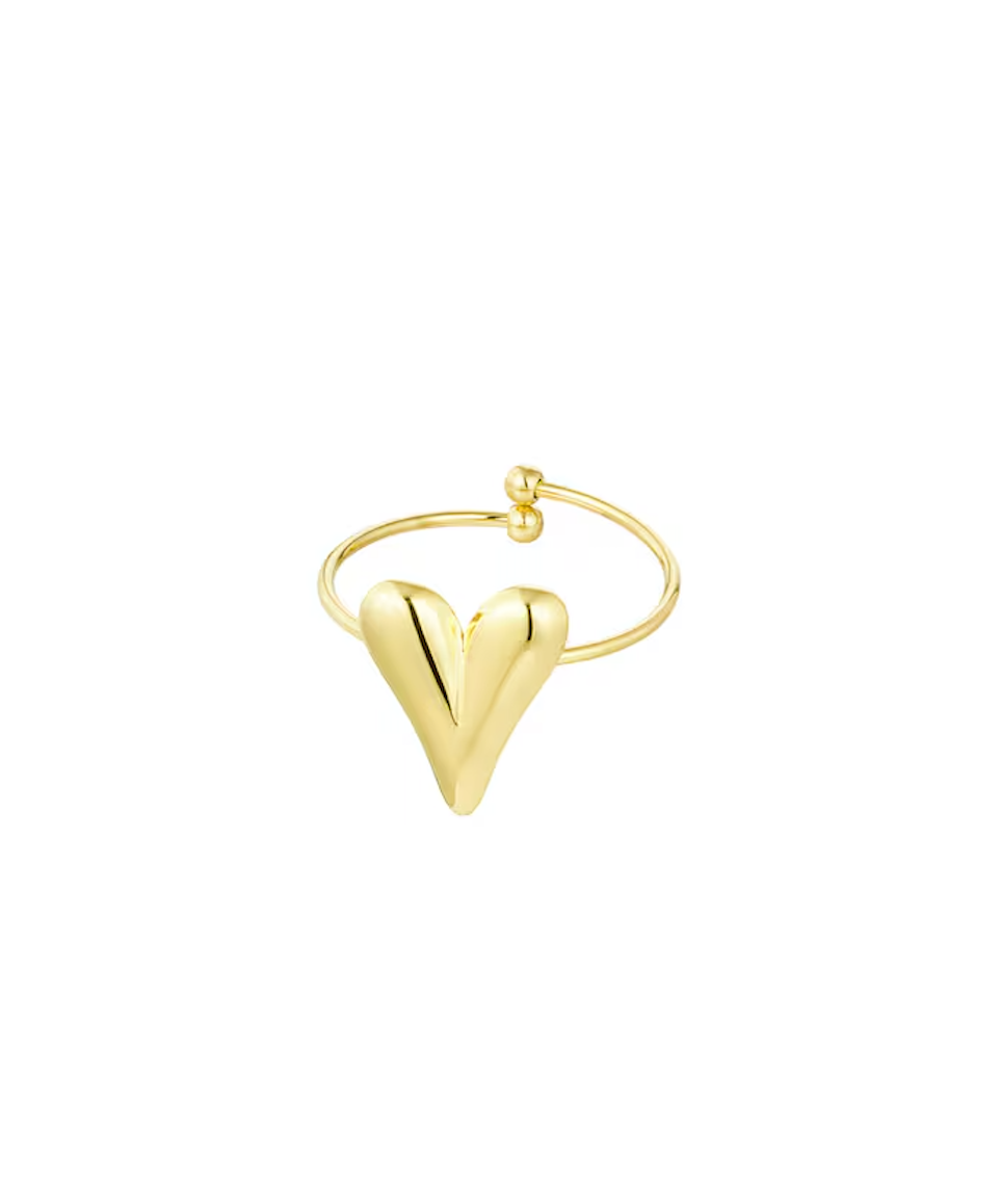 RING FAMOUS HEART