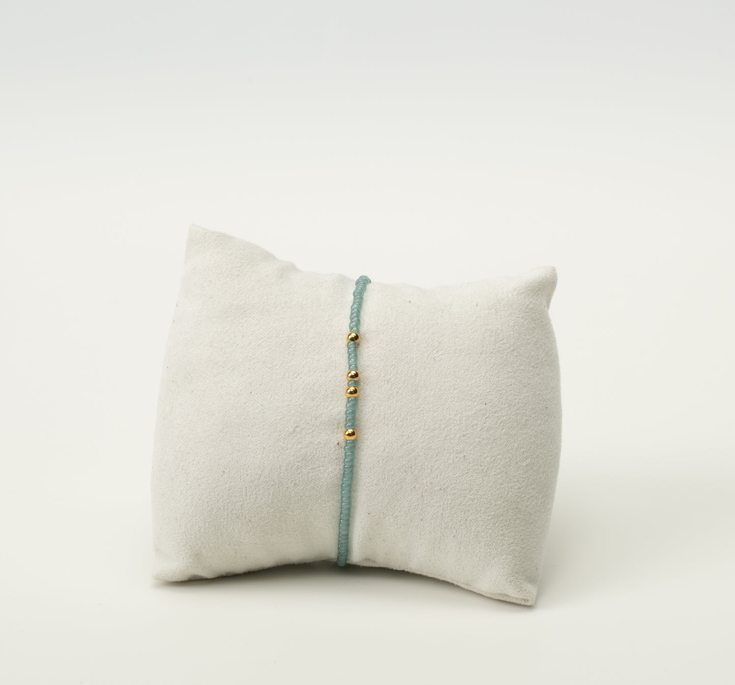 ARMBAND BLUE BEADS