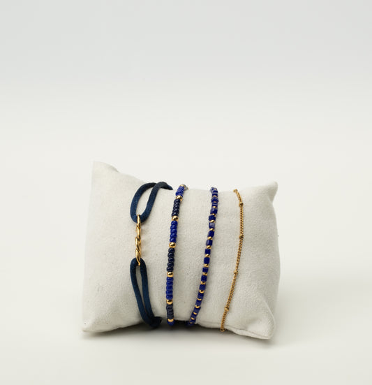ARMBAND DARK BLUE BEADS