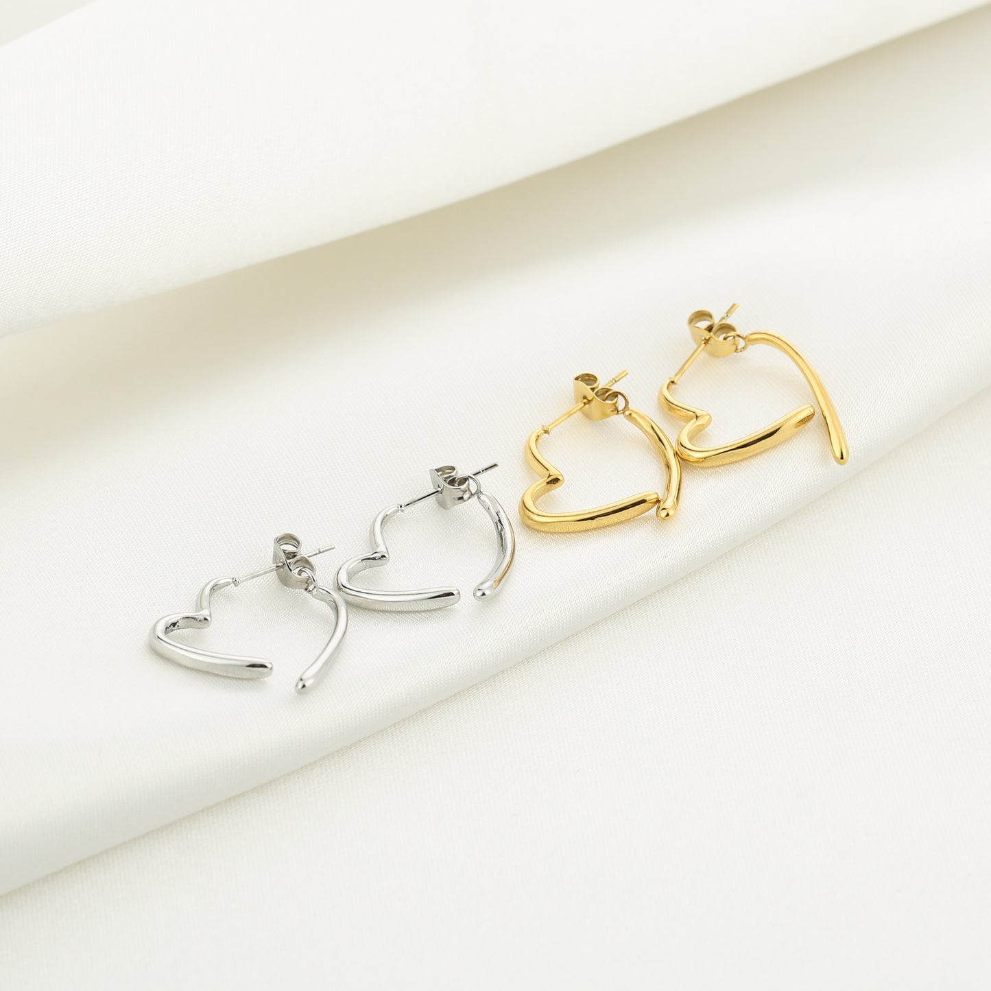 OORBELLEN HEART DROP