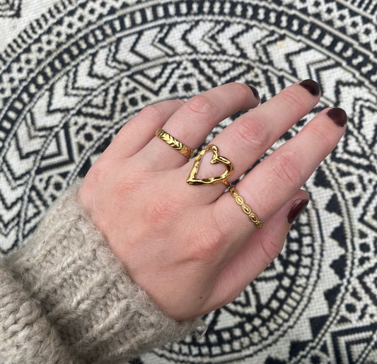 RING ANTIQUE